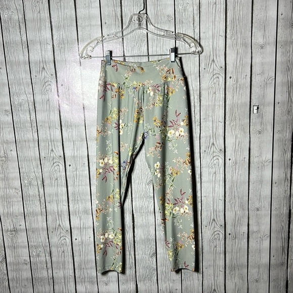 Liquido Pants - Liquido yoga floral pants sz L